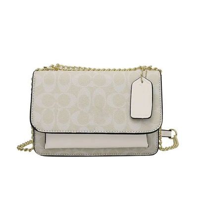 Stylische Handtasche für Frauen mit mittlerer Größe