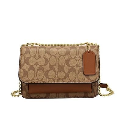 Stylische Handtasche für Frauen mit mittlerer Größe