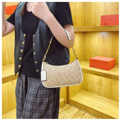 Lederhandtaschen für Frauen wasserdicht und maßgeschneiderte Farbe in der modischen Sommerkollektion