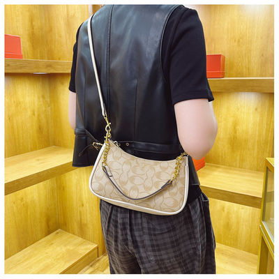 Lederhandtaschen für Frauen wasserdicht und maßgeschneiderte Farbe in der modischen Sommerkollektion