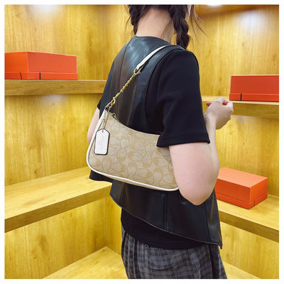 Lederhandtaschen für Frauen wasserdicht und maßgeschneiderte Farbe in der modischen Sommerkollektion