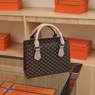 PU-Leder Luxus-Handtasche für Damen-Satz Tote Messenger-Tasche und elegante Schultertasche