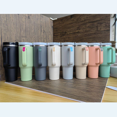 Custom Logo Wasserflasche 40oz Edelstahl isolierte Reisemug für Camping