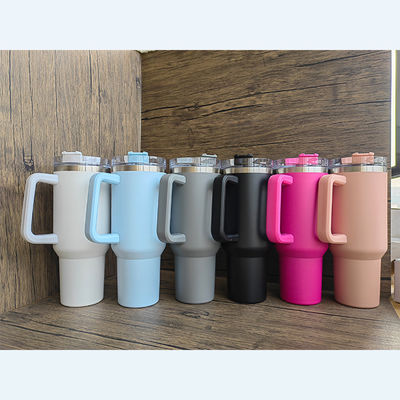 Custom Logo Wasserflasche 40oz Edelstahl isolierte Reisemug für Camping