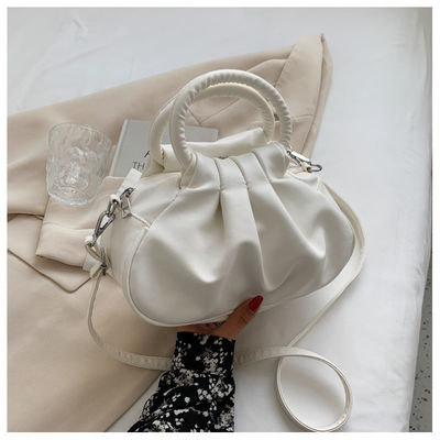 Elegante stilvolle Accessoires Klappwolke Frauen Handtaschen im modischen Trendy-Stil