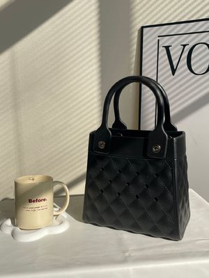 Fashion Style EVA Gummi Silikon Handtote für Frauen Sommer Lady Strandtasche in Schwarz