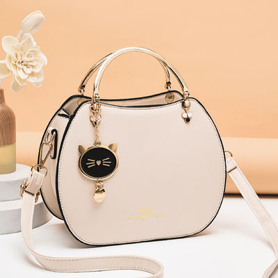 Modische Handtasche für Frauen mit Katzenanhänger und Reißverschluss