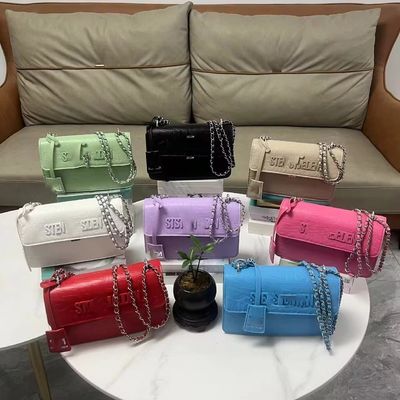 Tote-Taschen mit individuell gedrucktem Logo Großkapazitäts-PU-Leder-Schultertaschen für Frauen