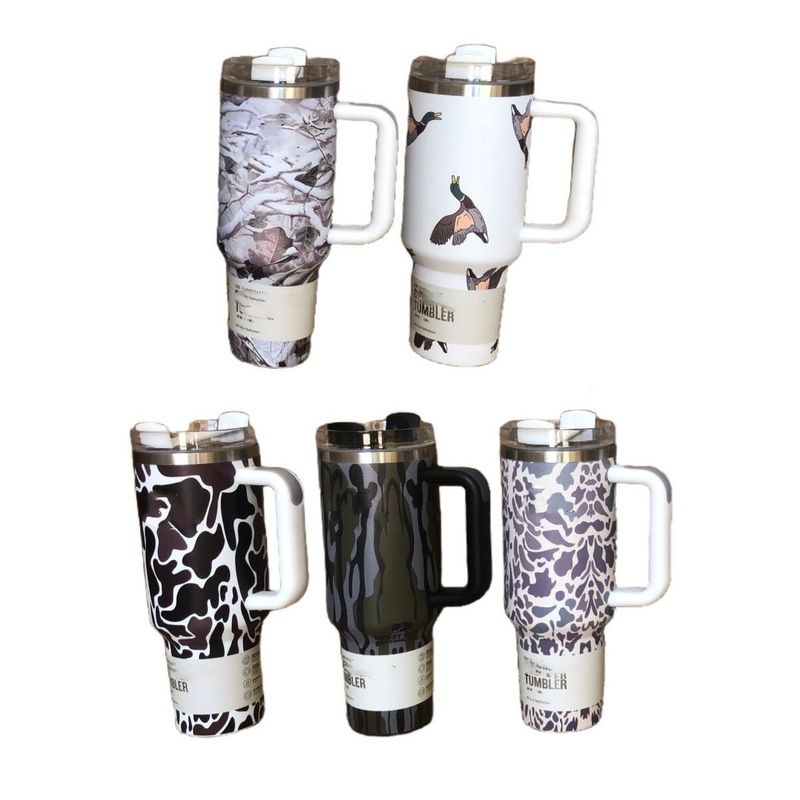 Nachhaltige 40oz Leopard-Druck Tarnung Strohbecher Tumbler für heiße und kalte Getränke