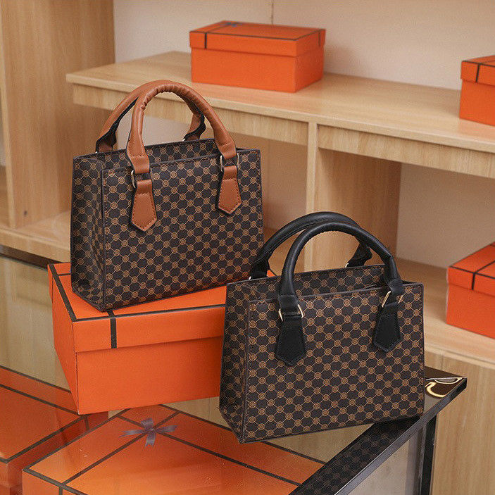 PU-Leder Luxus-Handtasche für Damen-Satz Tote Messenger-Tasche und elegante Schultertasche
